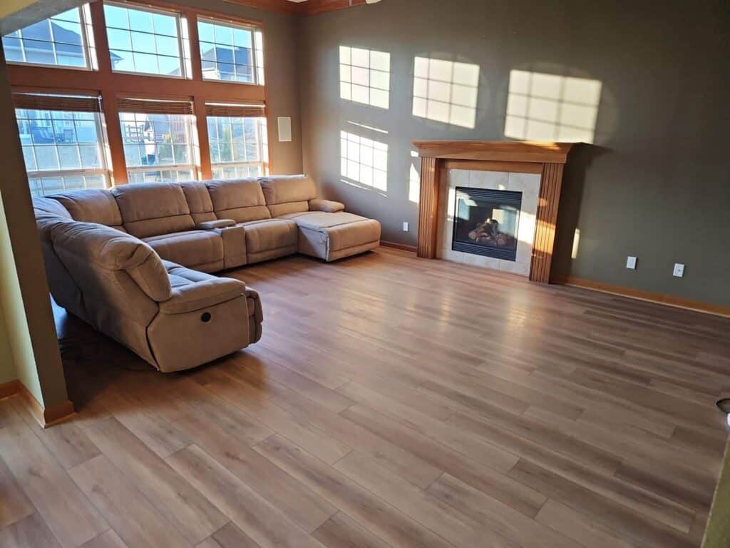 luxury-vinyl-plank-flooring-installation-maumee-crd-construction