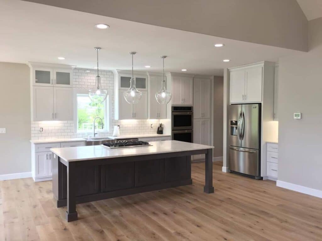 hardwood-flooring-installation-contractor-rossford-crd-construction