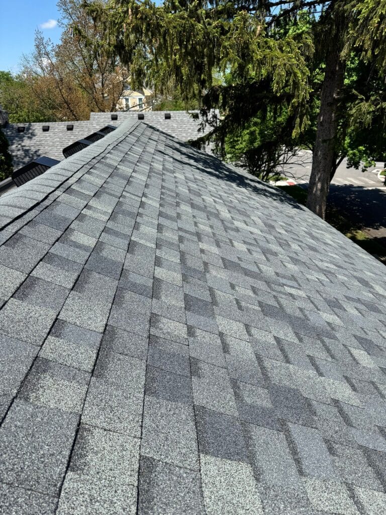 roofing-installer-perrysburg-CRD